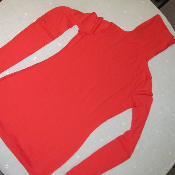 Lululemon Turtleneck Sweater Thumb Holes St Moritz Jersey Merino Wool Size 8 - Picture 2 of 7
